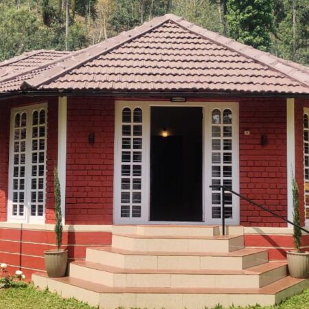 Independent Heritage Bungalow in Madikeri